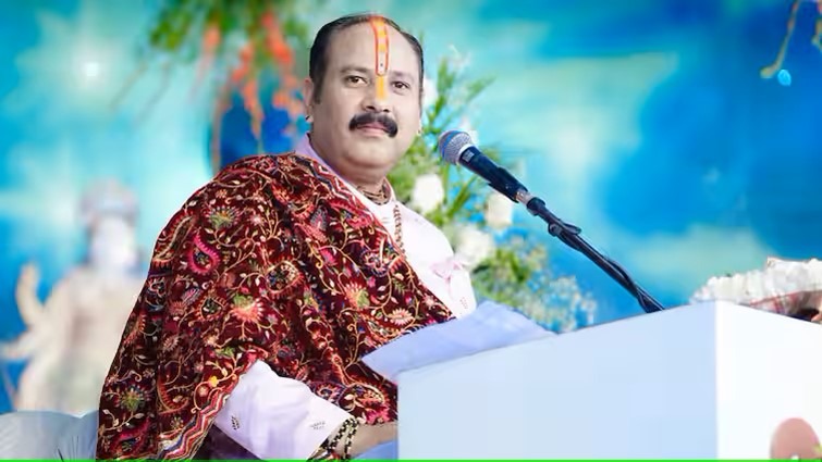 बयानों से विवादों में पंडित प्रदीप मिश्रा