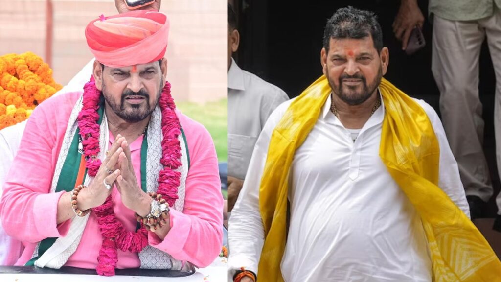 यौन शोषण मामले में बृजभूषण शरण सिंह बरी, अयोध्या में कार्यकर्ताओं ने किया ढोल- नगाड़े के साथ भव्य स्वागत