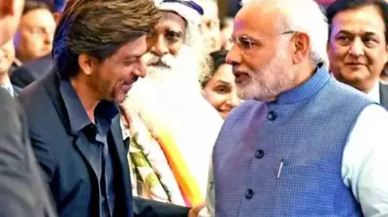 PM Narendra Modi with Shah Rukh Khan at WAVES 2025