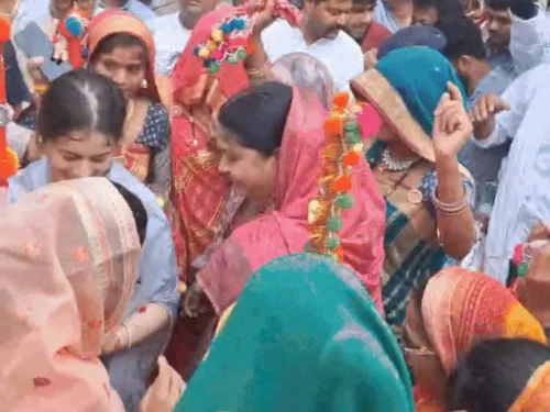 शिवराज की पदयात्रा यानी बहू-बेटे की राजनीतिक फसल की बुआई