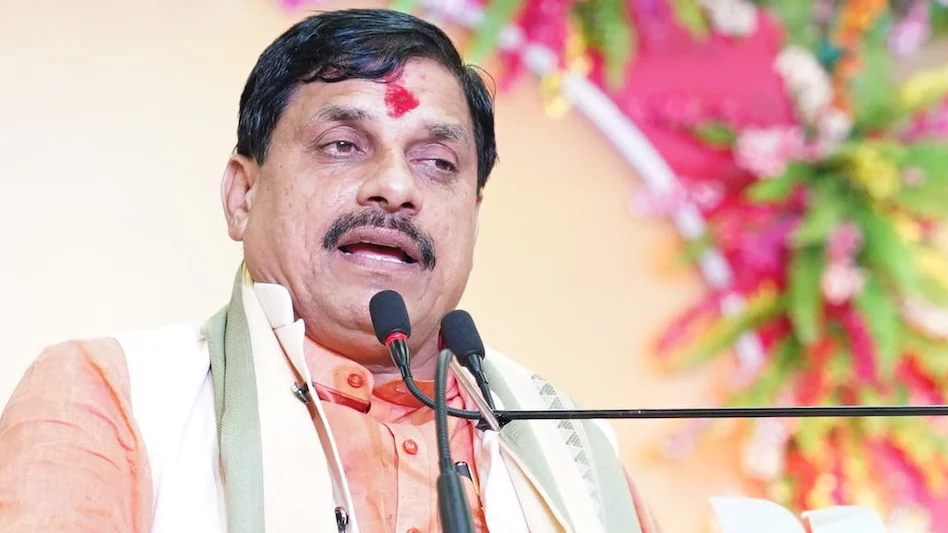 छात्रा ने सीएम से कहा- सेक्सुअल हरासमेंट पर मॉक पार्लियामेंट में हो डिबेट