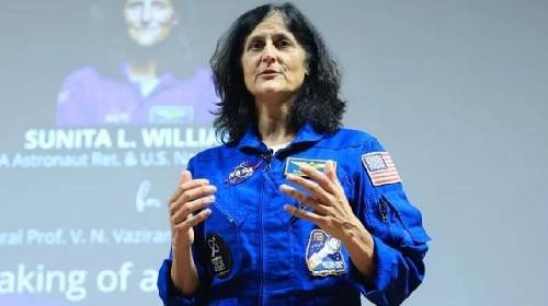 सुनीता विलियम्स 27 साल बाद नासा से रिटायर हुईं, दिल्ली में बोलीं भारत आना घर वापसी जैसा