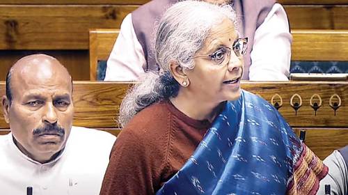 देश का आर्थिक रिपोर्ट कार्ड संसद में पेश: GDP ग्रोथ 7.2% तक रहने का अनुमान, 56 करोड़ से ज्यादा लोगों के पास रोजगार