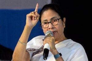 SIR पर ममता बनर्जी का हमला: बोलीं—चुनाव आयोग बंगाल को कर रहा है टारगेट, नामों के मामूली मिसमैच पर नोटिस हों वापस!