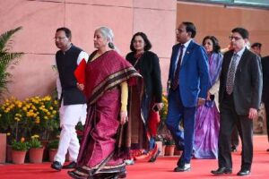 बजट 2026-27 पर सवाल: बढ़ती असमानता, सीमित खर्च और उलझी आर्थिक दिशा