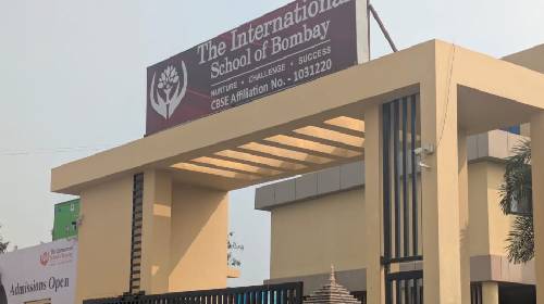 स्कूल में मुस्लिम विद्यार्थियों के लिए अलग ‘एम सेक्शन’,वार्षिक समारोह भी अलग