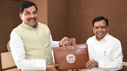 एमपी बजट 2026: ई-बस, स्वास्थ्य और किसानों पर बड़ा फोकस, विकास की नई दिशा है यह बजट