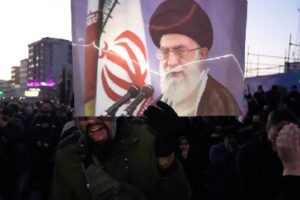 खामेनेई की मौत पर क्यों हो रहे है भारत में आंदोलन? जानें वजह!