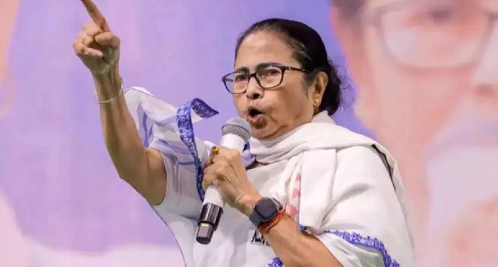 बंगाल चुनाव से पहले अफसरों के तबादले पर पर प्रश्नचिन्ह? ममता ने जताया विरोध!