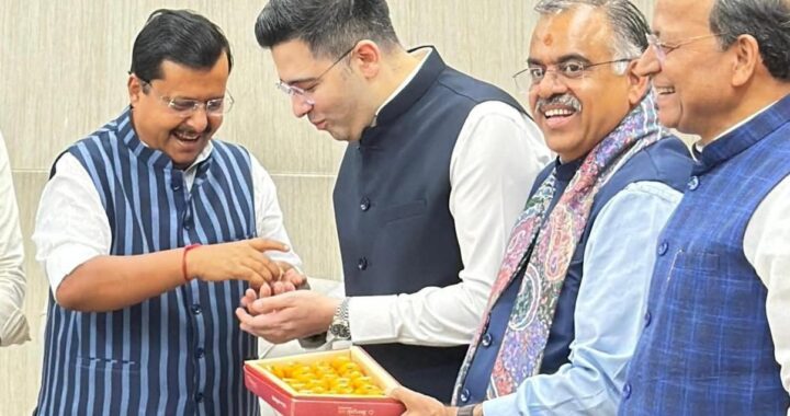 मर्ज़ लाइलाज है पूरा भारतीय समाज राघव चड्ढा है ..