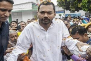 परिवारवाद पर सवालों के घेरे में नीतीश कुमार, बेटे निशांत कुमार की एंट्री से बदला राजनीतिक नैरेटिव