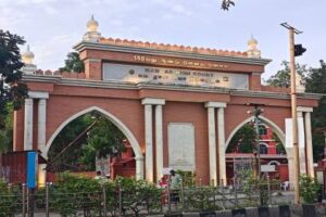मद्रास हाईकोर्ट ने जजों को ‘होली काउ’ क्यों कहा?