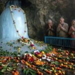अमरनाथ गुफा में शिवलिंग का आकार, तीसरे ही दिन घटकर एक फ़ीट रह गया