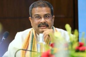 36 दिन के ऐतिहासिक आंदोलन के आगे झुकी सरकार: शिक्षा मंत्री धर्मेंद्र प्रधान ने दिया इस्तीफ़ा!