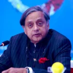 अपने ही गिराते हैं…. नशेमन पे बिजलियां…!