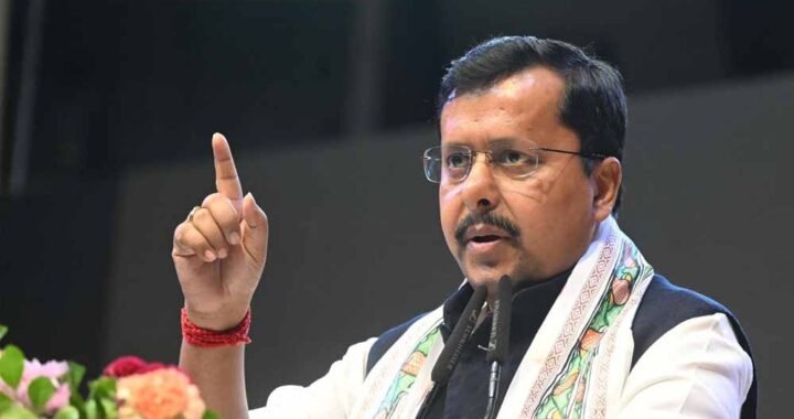 BJP ने 7 मोर्चों के प्रभारियों का किया ऐलान, हरीश द्विवेदी को युवा मोर्चा तो सतीश पूनिया को ST मोर्चे की कमान
