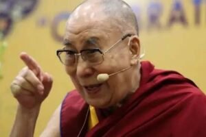 ‘हिंदी-चीनी भाई-भाई’ से दुश्मनी तक, तिब्बत और दलाई लामा ने कैसे बदले भारत-चीन रिश्ते?