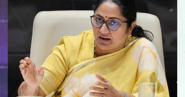 दिल्ली में छात्रों के लिए बनेगा 10 हजार बेड वाला हॉस्टल, CM रेखा गुप्ता का बड़ा ऐलान