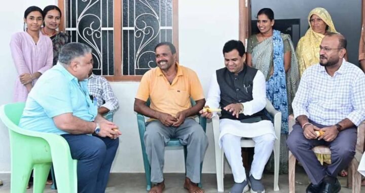 सेवा संकल्प अभियान के तहत ग्रामीणों के बीच पहुंचे पर्यटन एवं संस्कृति मंत्री राजेश अग्रवाल