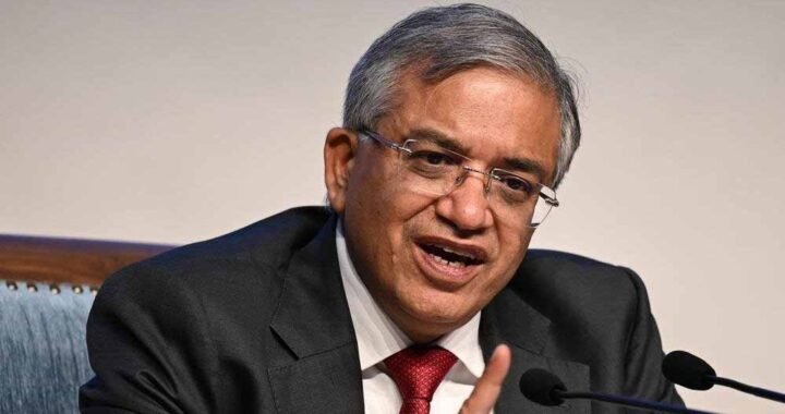 CEC ज्ञानेश कुमार के खिलाफ महाभियोग की तैयारी, विपक्ष संसद में लाएगा प्रस्ताव