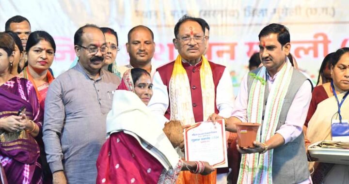 आंगन मिलन सेवा से उत्सव स्थल बने आंगनबाड़ी केंद्र, पहले दिन 97 हजार से अधिक लोगों की सहभागिता