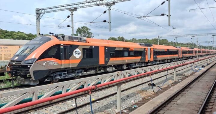 260 वंदे भारत स्लीपर ट्रेनों का बड़ा प्लान, राजधानी एक्सप्रेस को टक्कर देंगी हाईटेक सुविधाएं