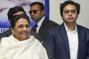 मायावती का बड़ा फैसला, आकाश आनंद और बहन को BSP में नहीं मिलेगी कोई जिम्मेदारी; ईशान को करेंगी आगे