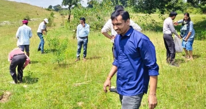 सेवा संकल्प अभियान: जोगी डोंगरी जलाशय में स्वच्छता अभियान से दिया जल संरक्षण का संदेश