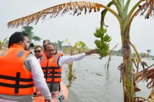 BIHAR FLOOD: शिवराज चौहान ने किया प्रभावित इलाकों का दौरा
