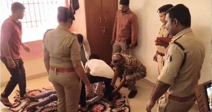 CG के एकलव्य आवासीय विद्यालय में 10वीं के छात्र ने फांसी लगाकर दी जान, मचा हड़कंप