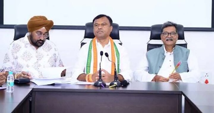 CG कांग्रेस कार्यकारिणी की बैठक शुरू, प्रदेश प्रभारी सुखदेव भगत समेत वरिष्ठ नेता शामिल