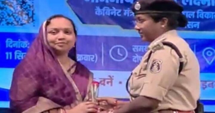 खैरागढ़ में मंत्री लक्ष्मी राजवाड़े की पहल, 2 हजार लोगों ने लिया साइबर सुरक्षा का संकल्प