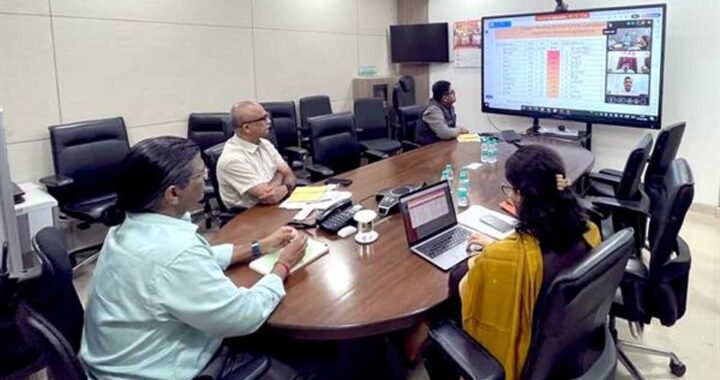 सतत एवं सघन मॉनिटरिंग प्रभावी सार्वजनिक स्वास्थ्य व्यवस्था की आधारशिला : प्रमुख सचिव  सुखवीर सिंह