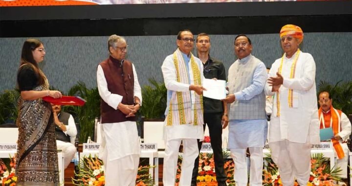 नई दिल्ली राष्ट्रीय कृषि सम्मेलन में शामिल हुए मंत्रीरामविचार नेताम