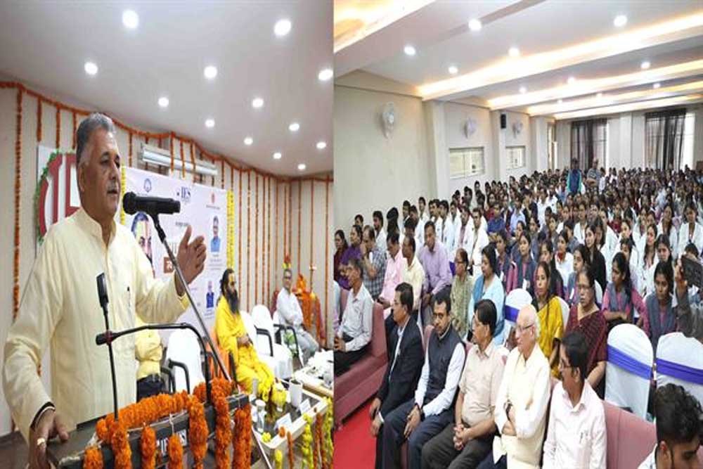 स्वतंत्रता की अक्षुण्णता बनाए रखने की जिम्मेदारी युवा पीढ़ी पर : मंत्री  परमार