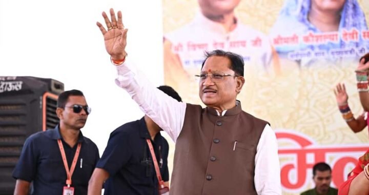 मुख्यमंत्री  विष्णु देव साय की पहल से जशपुर में महुआ को मिल रहा नया स्वरूप, जशप्योर और जय जंगल के प्रयासों से जनजातीय परिवारों एवं महिला स्वसहायता समूहों के लिए आजीविका की नई संभावनाएं