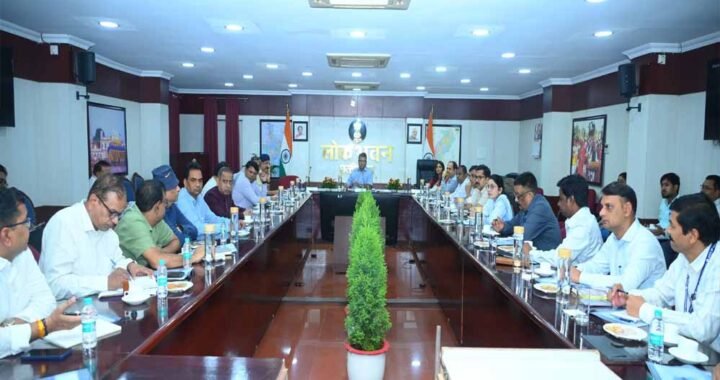 राष्ट्रपति द्रौपदी मुर्मू के छत्तीसगढ़ प्रवास की तैयारियों  के संबंध में लोकभवन में बैठक आयोजित