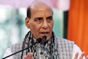 राजनाथ सिंह का राहुल गांधी पर निशाना, बोले- हाइड्रोजन बम का दावा दिवाली का पटाखा भी नहीं निकला