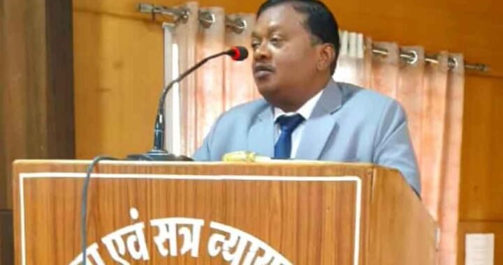 रायपुर : तकनीक से सुगम न्याय, विधि से सुनिश्चित निष्पक्षता: दुर्ग जिला न्यायालय में ‘न्याय श्रुति नियम, 2025’ पर विधिक संगोष्ठी एवं डिजिटल साक्ष्य प्रदर्शनी आयोजित