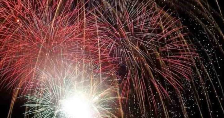 पश्चिम बंगाल में दिवाली पर सिर्फ ग्रीन पटाखों की अनुमति, रात 8 से 10 बजे तक ही जला सकेंगे क्रैकर्स