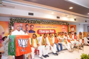 हेमंत खण्डेलवाल ने बड़वानी, खरगोन और खंडवा में की बैठकें, मीसाबंदियों का किया सम्मान