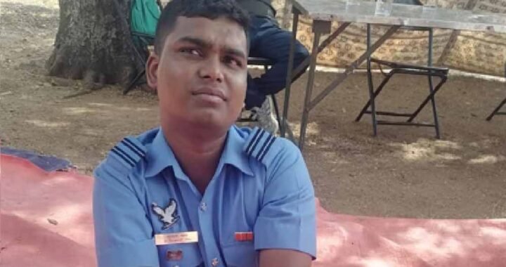 हैदराबाद में फर्जी एयरफोर्स अफसर गिरफ्तार, वर्दी पहन परेड ग्राउंड में खिंचवा रहा था फोटो