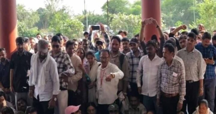 MP में 102 पटवारियों पर बड़ा एक्शन, 27 बर्खास्त और 75 सस्पेंड; 24 घंटे का अल्टीमेटम