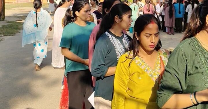 Bilaspur में SET परीक्षा के दौरान कलावा काटने पर बवाल, कोतवाली पुलिस ने संभाला मोर्चा
