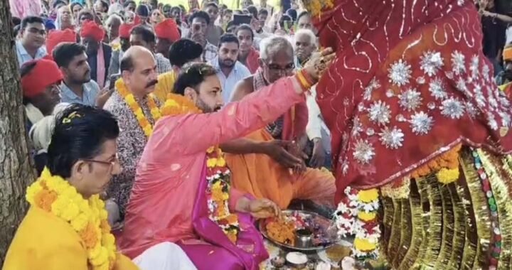 बस्तर दशहरा: बेल फल भेंटकर देवी-देवताओं को दिया जाएगा न्योता