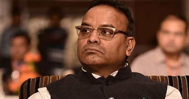 सुखदेव पर अजय चंद्राकर का तंज, बोले- ‘बस्तर में बाढ़ के समय आए नहीं, अब राजनीति करने आ रहे’