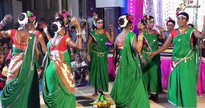 बलौदाबाजार में लोक नर्तक दलों ने सुआ नृत्य से मोहा दर्शकों का मन