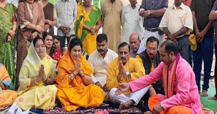 राज्यमंत्री गौर ने विभिन्न विकास कार्यों का किया भूमि पूजन और लोकार्पण