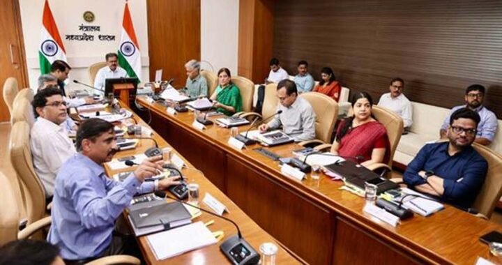 सभी विभाग संवेदनशीलता और समन्वय से निर्धारित अवधि में जनगणना संबंधी कार्य करें : मुख्य सचिव बर्णवाल