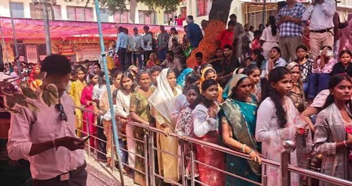 नवरात्रि में मां बिरासिनी के दरबार में उमड़ती है श्रद्धा, दसवीं शताब्दी से आस्था का केंद्र है प्राचीन धाम